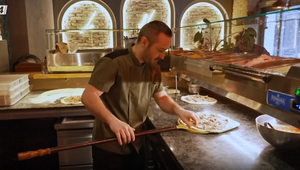 Svet 24: Staroveká pizza, ale aj bar ako zo seriálu