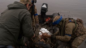 613. deň na Ukrajine: Podľa ukrajinských zdrojov prišli Rusi za posledný deň o 740 vojakov