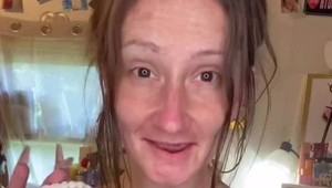 Prišla o všetky zuby, no nevzdáva TO: Každé ráno vychádza z kúpeľne ako vymenená