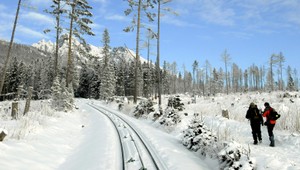 Turista (30) chcel prejsť severnou trasou na Rysy, bojuje o život