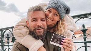 Dominika Cibulková porodila. Prvé FOTO priamo z pôrodnice