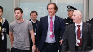 Messiho na letisku v Tokiu napadli fanúšikovia River Plate