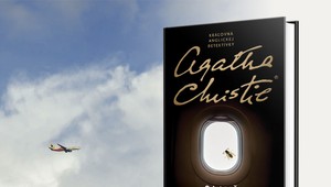 Hercule Poirot v detektívke Smrť v oblakoch