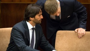 Ministra vnútra Roberta Kaliňáka pre kauzu Bašternák neodvolali