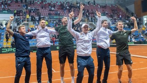 Tenisti Slovenska postúpili na finálový turnaj, v Davis Cupe zdolali Srbsko