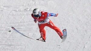 Fannemel novým rekordérom! Zaletel do diaľky 251,5 metrov