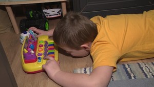 Dvaja bratia majú zriedkavé ochorenie. Terapie si ale musí rodina hradiť sama