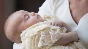 FOTOGALÉRIA: Louis je pokrstený, kráľovná na obrade chýbala