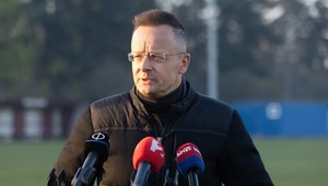 DEŇ PO voľbách v Maďarsku: Kam zmizol Péter Szijjártó?