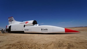 Bloodhound chce prekonať pozemný rýchlostný rekord: Raketový voz sa už testuje