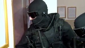 Aj policajti sú len ľudia, záťažové situácie a osobné problémy niektorí riešia samovraždou