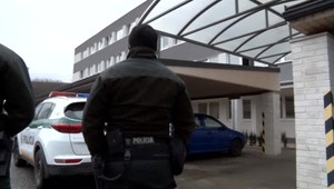 Policajná akcia Atóm mala pokračovanie