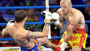 Opasok šampióna zostal Jodsanklaiovi, Moravčíka zdolal k.o.