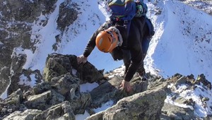 Pri uponáhľanom a stresujúcom spôsobe života nám môže pomôcť terapia horami