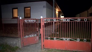 Alkoholom podgurážený muž napadol svoju družku. Keď utiekla, nasledoval ju do krčmy