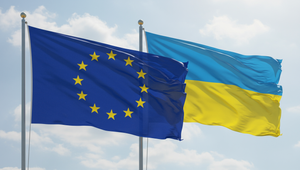 SNS nesúhlasí s podporou vstupu Ukrajiny do EÚ, žiada Ficove prehodnotenie