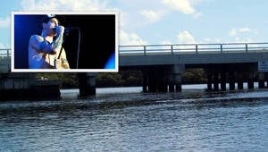 Po 20 rokoch odhalili most, ktorý inšpiroval Red Hot Chili Peppers