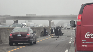 Žena po nehode vytiahla nôž na svoje dcéry. Zasiahli dvaja vojaci