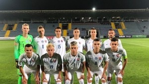 Slovensko 21 - Francúzsko 21 3:5, rozhodol hetrik Bayovho spoluhráča