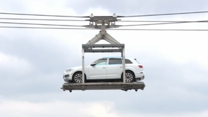 Slovenský priemysel v kríze: Produkcia klesá a ekonomika spomaľuje