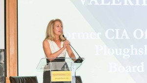 Bývalá agentka CIA chce vyzbierať peniaze na zrušene Trumpovho účtu na sociálnej sieti