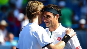 Šestnásť rokov sa tak nestalo. Rubľov vyprevadil Federera z kurtu expresne rýchlo