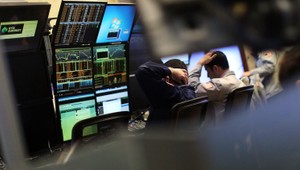 Hromadná žaloba na banky! Slováci chcú späť poplatky