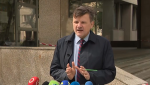 Tlačová beseda Alojza Hlinu s reakciou na besedu Richarda Takáča