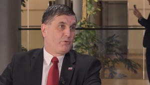 Ondruš v Európa od A po Z: "Rusi budú za rodinu a vlasť žrať trávu, ale budú za ňu bojovať."