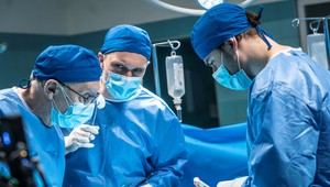 U nás ordinují ti nejcharismatičtější doktoři! Koho jste si v Nemocnici nejvíc oblíbili?