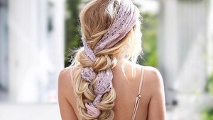 Preslávili ju prekrásne zapletané účesy: Pozrite sa, čo dokáže vykúzliť zo svojich vlasov