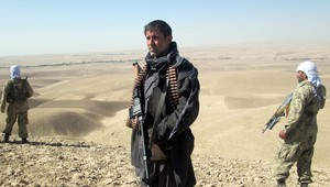 Pri útoku na letisko so základňou NATO zomrelo minimálne 37 ľudí