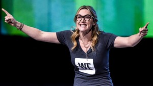 Slávne herečky, ktoré nemajú problém s faldíkmi na bruchu