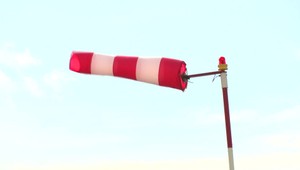 Víchricu Katrin na horách sprevádzalo sneženie. SHMÚ vydal výstrahy pred vetrom na horách