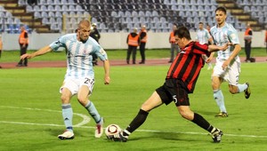 Husté derby nezmieriteľných rivalov skončilo remízou