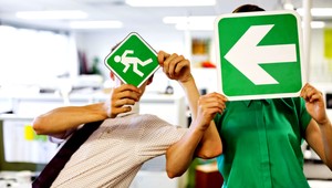 Veľký medzinárodný prieskum. Na Slovensku si nie sme istí prácou