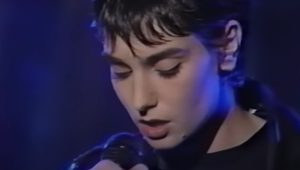 Bolesť a beznádej! Hviezdny kamarát Sinéad zverejnil o čom boli jej posledné správy!