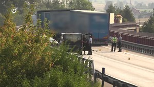 Tragédia pred tunelom Branisko: Zrážka dvoch kamiónov a auta si vyžiadala život 52-ročnej vodičky