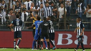 Horúca juhoamerická krv! Štyri vylúčenia v jednom tíme za tri minúty