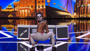 Lidský pavouk je ve své domovině velkou hvězdou: Poznali byste ho bez vrstvy barev na těle?