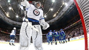 Highlighty: Radosť domácich tímov, Vancouver stratil Luonga