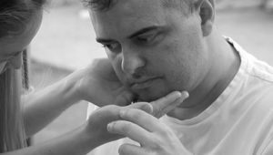 Peter zo Siedmeho neba prehral svoj boj o život: Do neba odišiel v náručí milovanej manželky!