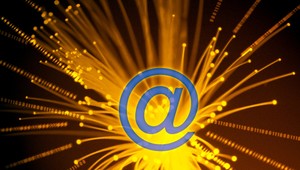 Žena (75) išla na drevo, odstavila tri štáty od internetu