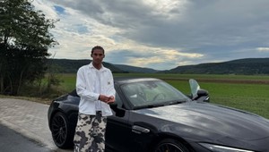 Spevák Matúš KOLÁROVSKÝ pred kamerami Bez servítky: Ako zvláda ZÁVISLOSŤ po liečení?!