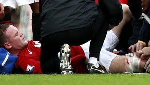 Rooney sa vrátil, Ferguson má veľkú dilemu