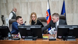 Vláda schválila zachovanie pôvodných lehôt pri znásilnení, opozícia hovorí o zahmlievaní