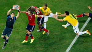 Brazílčania postúpili do semifinále proti Nemcom