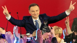 V poľských prezidentských voľbách zvíťazil opozičný kandidát Duda