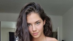 Tvár má ako modelka, no od krku dole vyzerá ako iný človek: Niečo také by ste asi nečakali!