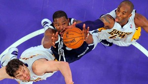 NBA: Lakers zdvíhajú hlavu, zdolali lídra z Oklahomy